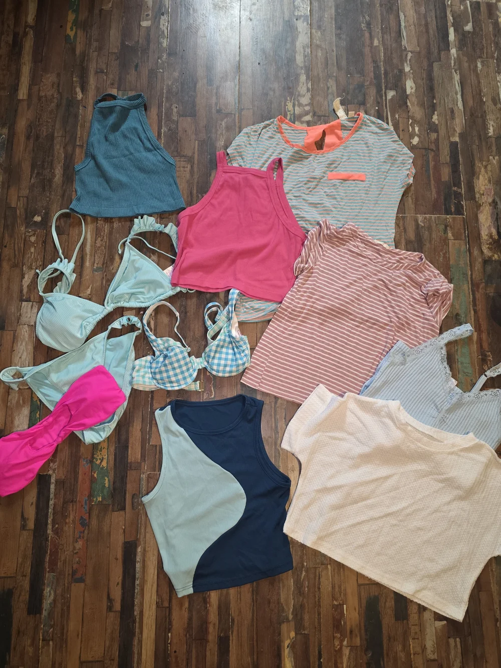 Huge Summer Clothing Bundle - Size Small | Crop Tops, Tees, Swimwear - 11-Piece